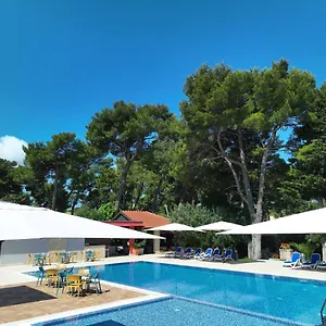 Mediterranean Village San Antonio Отель Биоград-на-Мору